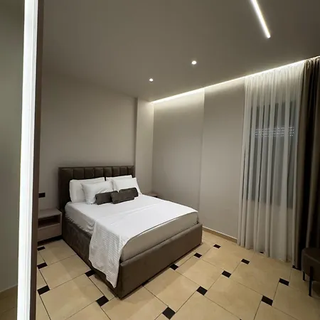 Aayan Apartment *